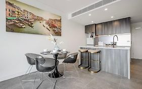 The Elegant Deco Apartment World Class Building